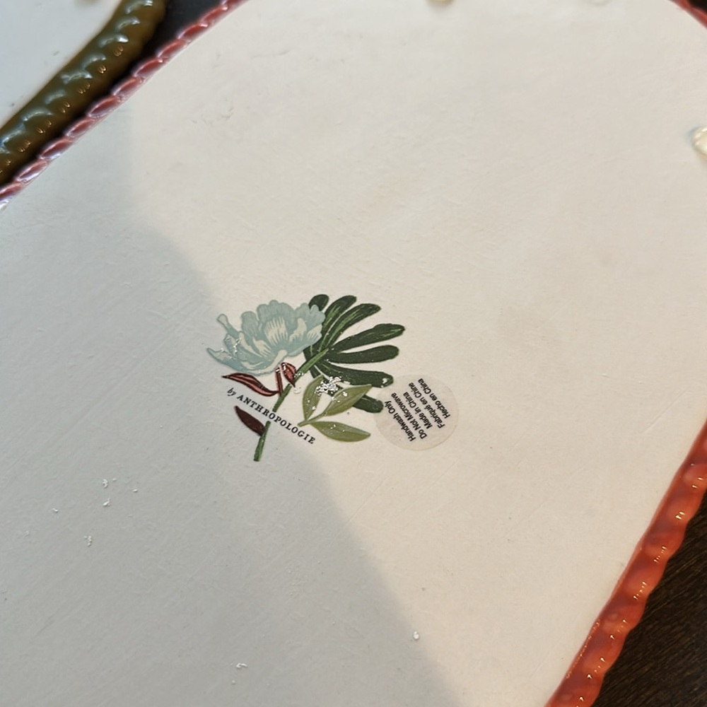 NWOT Anthropologie Pluma Handpainted Cheese Boards – Set of 2 (RARE, Sold Out) - Picture 10 of 11